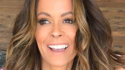 brooke burke nude|Brooke Burke Shares Nude Portrait on Instagram: Photo